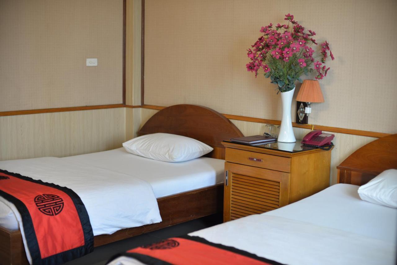 Valentine - Hong Ha Hotel