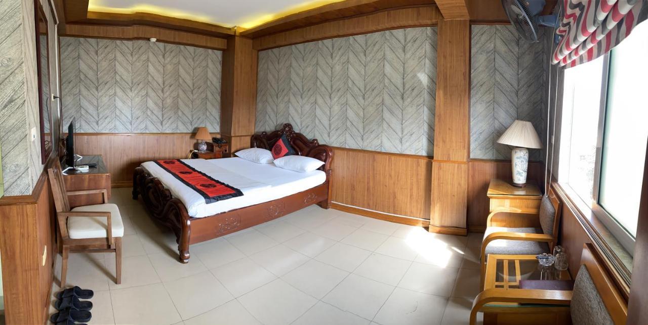 Valentine - Hong Ha Hotel