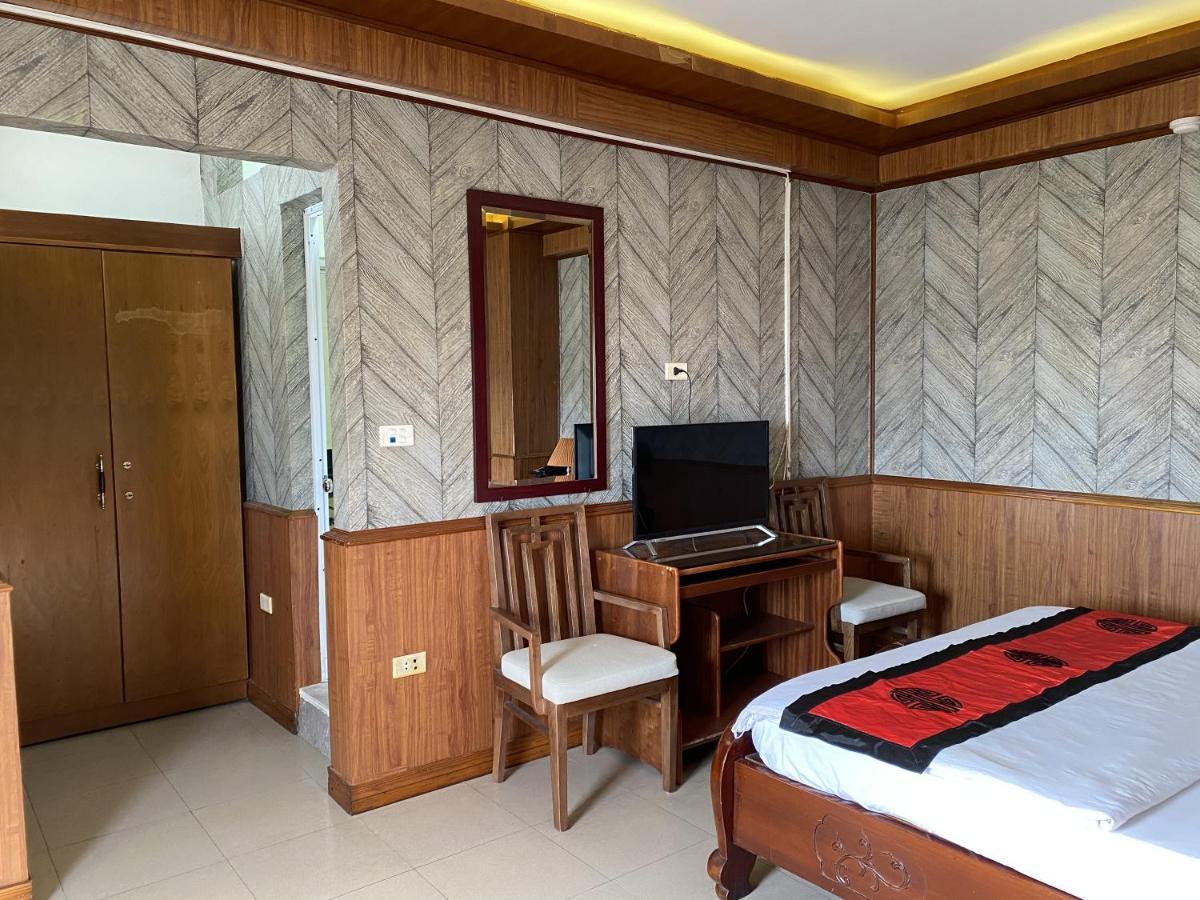 Valentine - Hong Ha Hotel
